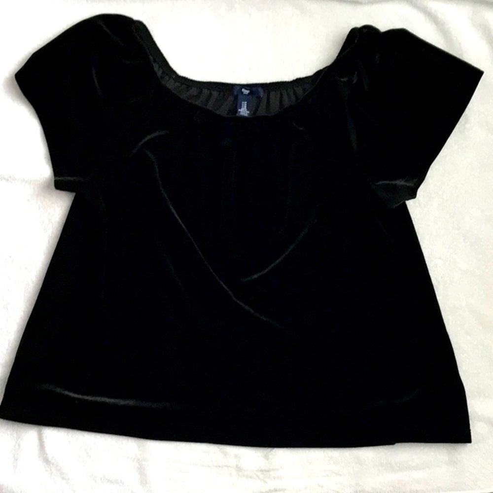Gap velvet short‎ sleeve shirt